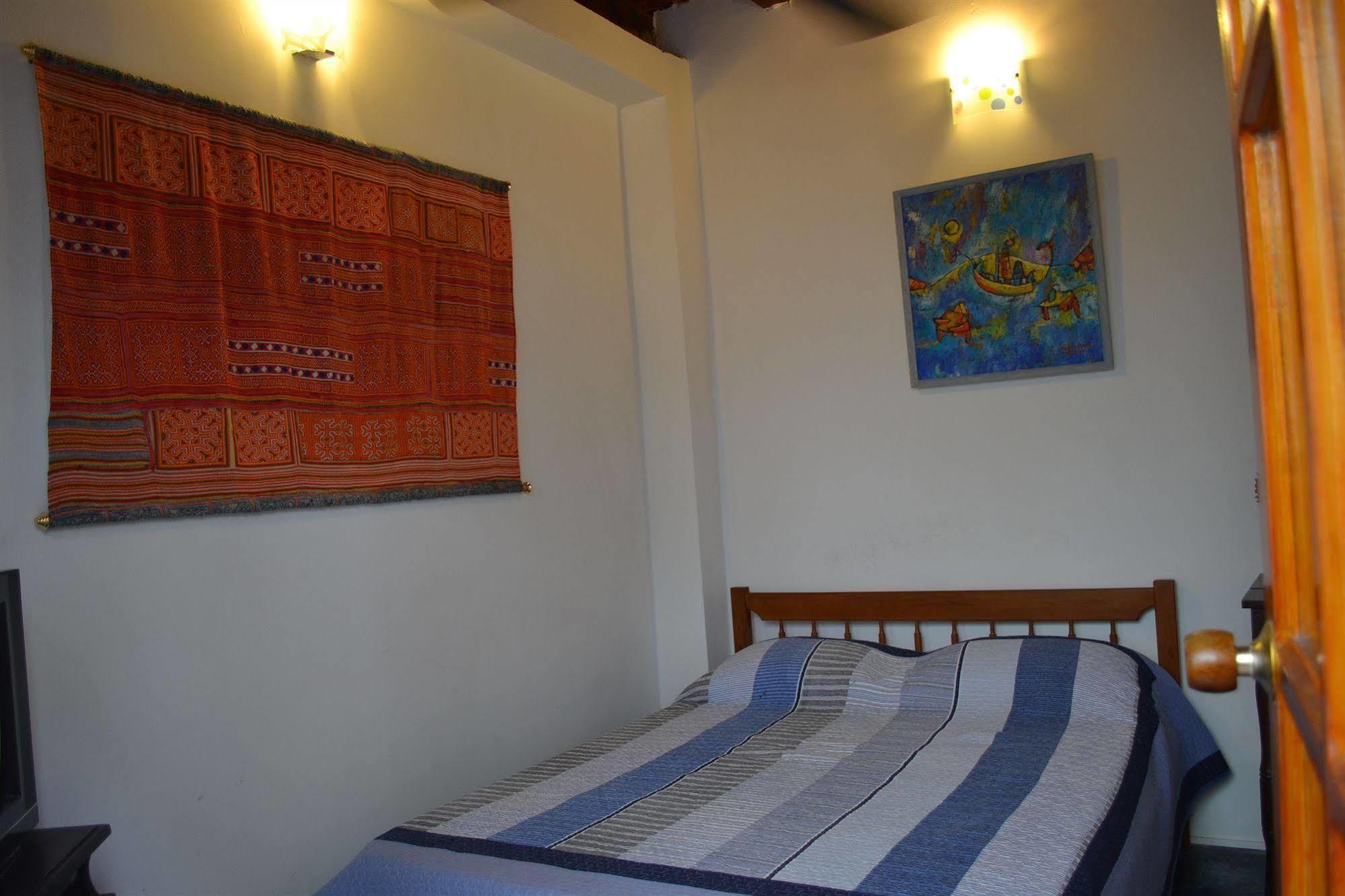 Bed and Breakfast Casa Celta à Santa Marta  Extérieur photo